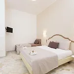 L'angolo Di Oli' ゲストハウス