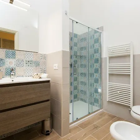 L'angolo Di Oli' 3* Lecce